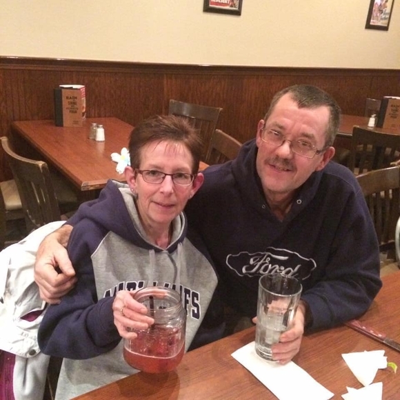 Meet your Posher, Debbie - Picture 1 of 1